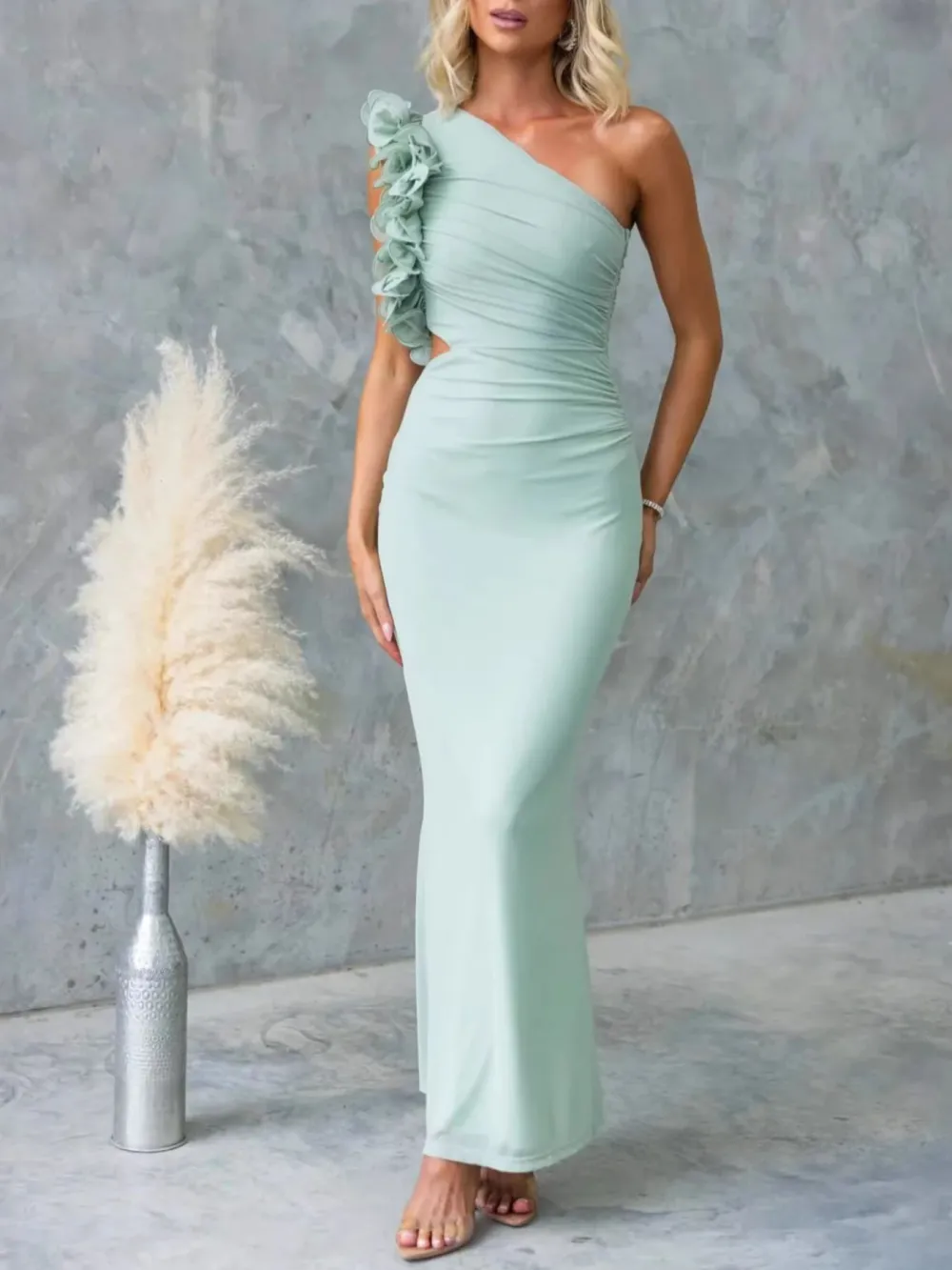 Relaxed Shape Floral Sleeveless Maxi Dress