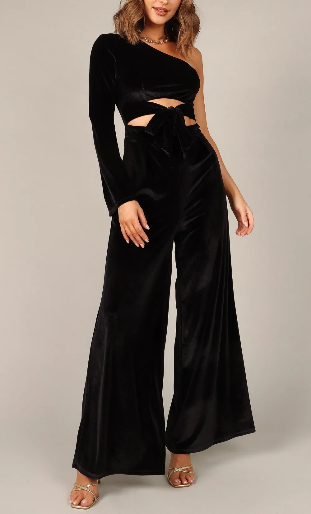 One-Shoulder Wide-Leg Long-Sleeve Jumpsuit