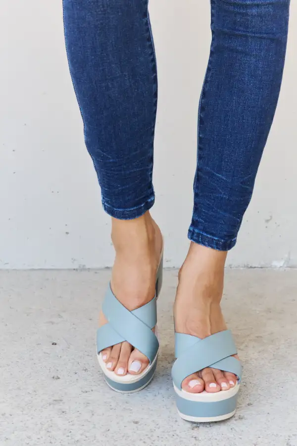Everyday Platform Weeboo Sandals
