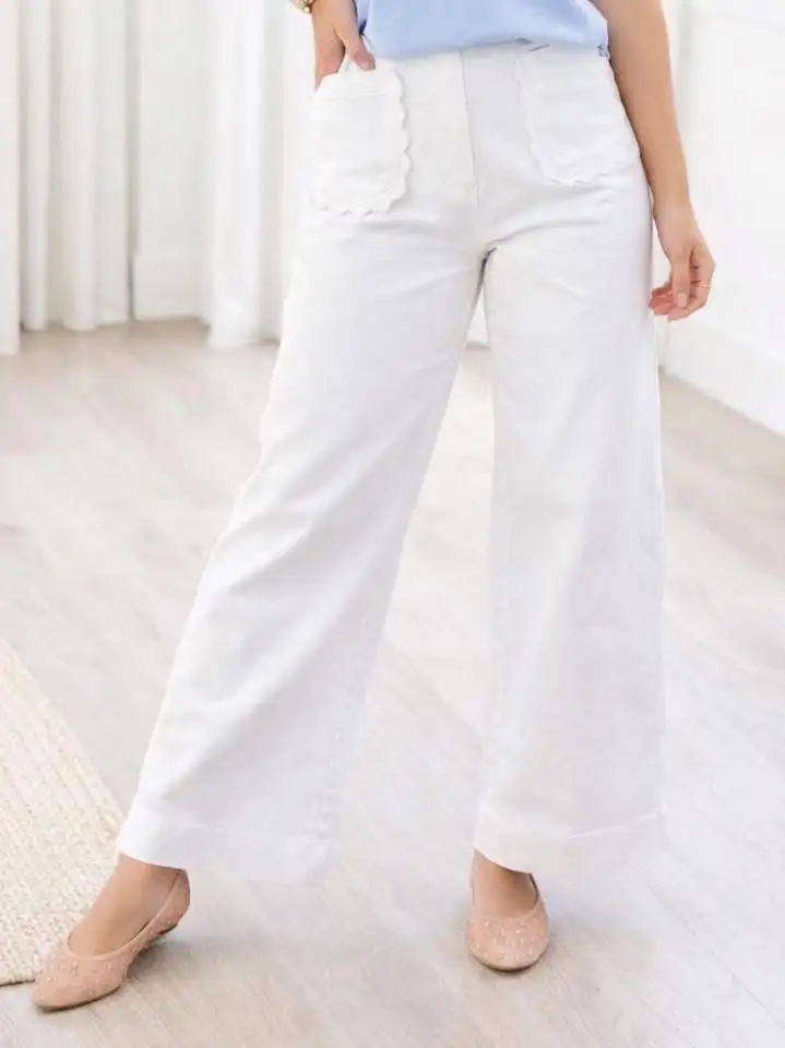 Weekend Scalloped Patch Pocket Jeans