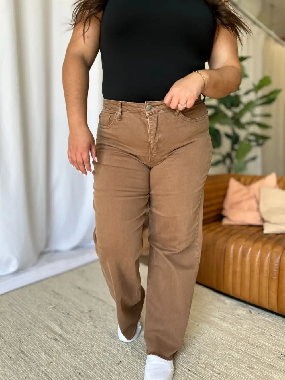 Lightweight Feel Comfy Denim Jeans