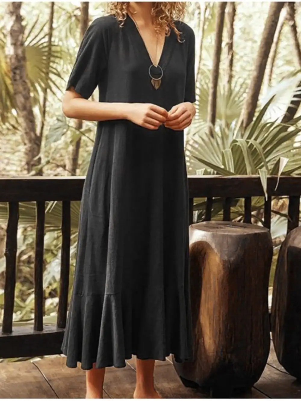 V Neck Pocketed Short Sleeve Dress Casual