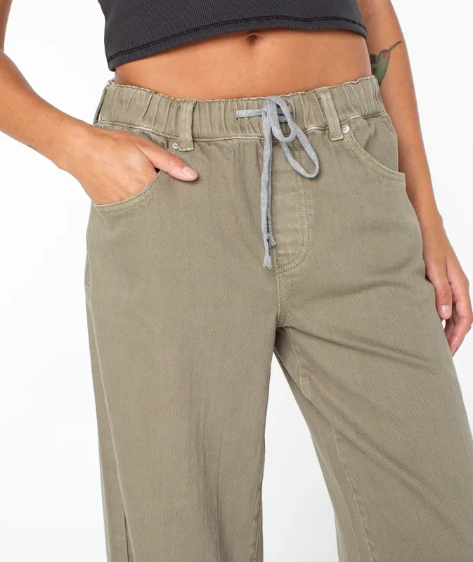 Clean Clean Waist Casual Pants
