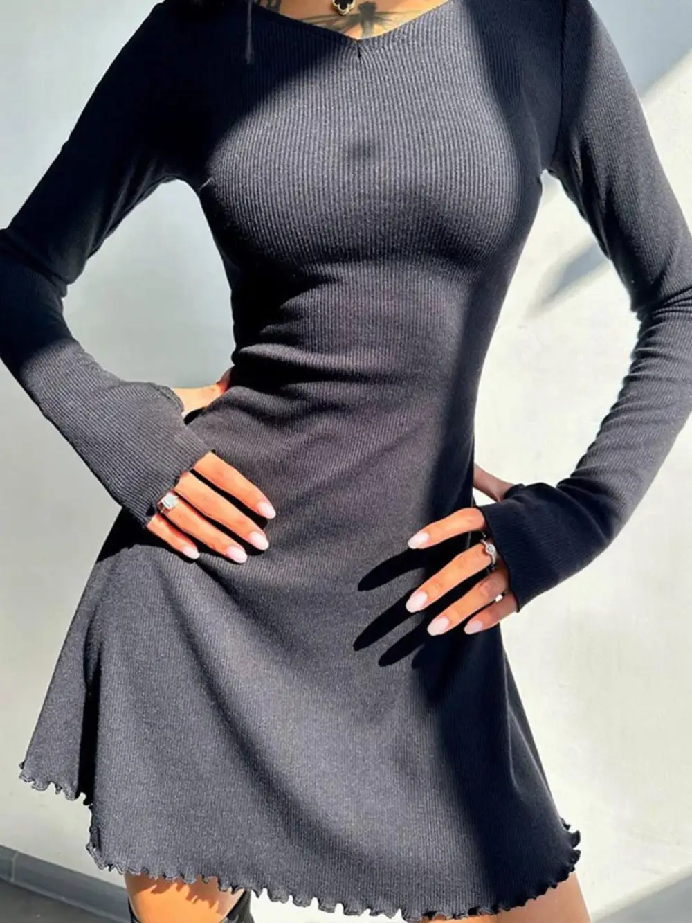Lightweight Everyday Round Neck Long Sleeve Mini Dress