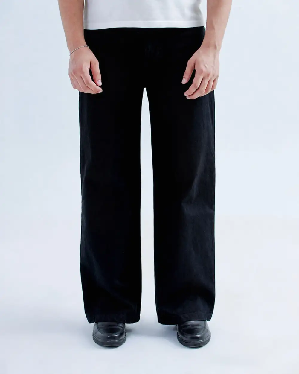 Men's Wide Leg Stretch Denim Jeans