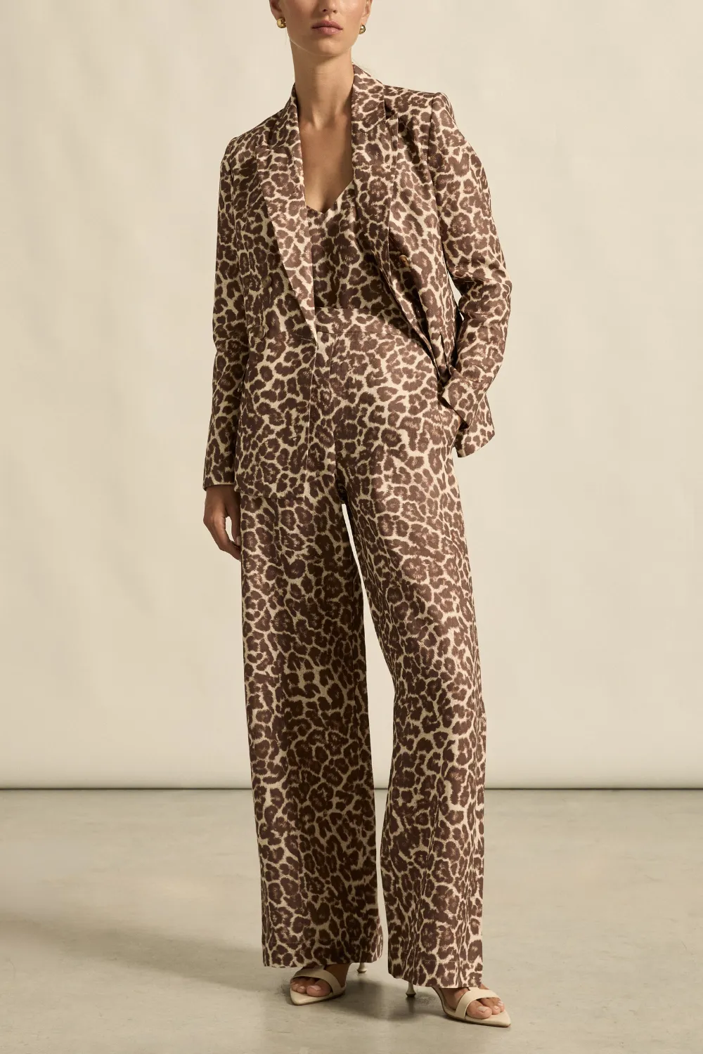 Women's Understated Wide Leg Pants