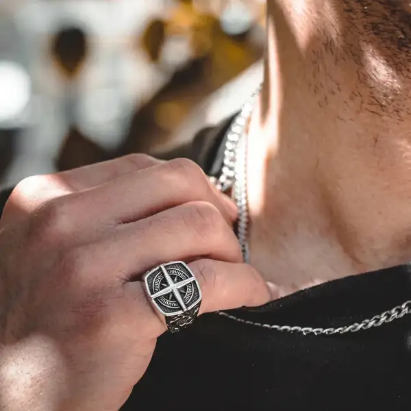 Men's Square Compass Ring