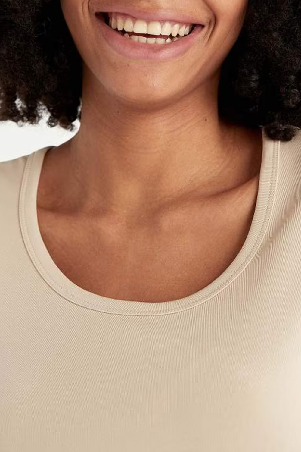 Elegant Crew Neck Solid Color T-Shirt