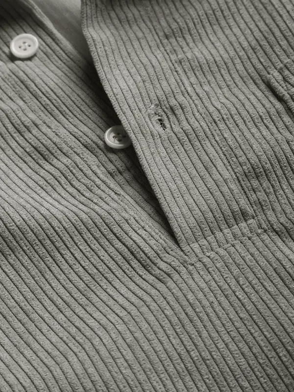 Men's Plain Pocket Half Button Corduroy Shirt, Casual Comfy Regular Fit Long Sleeve Collared Top For Fall & Winter, Men's Clothes For Daily Wear