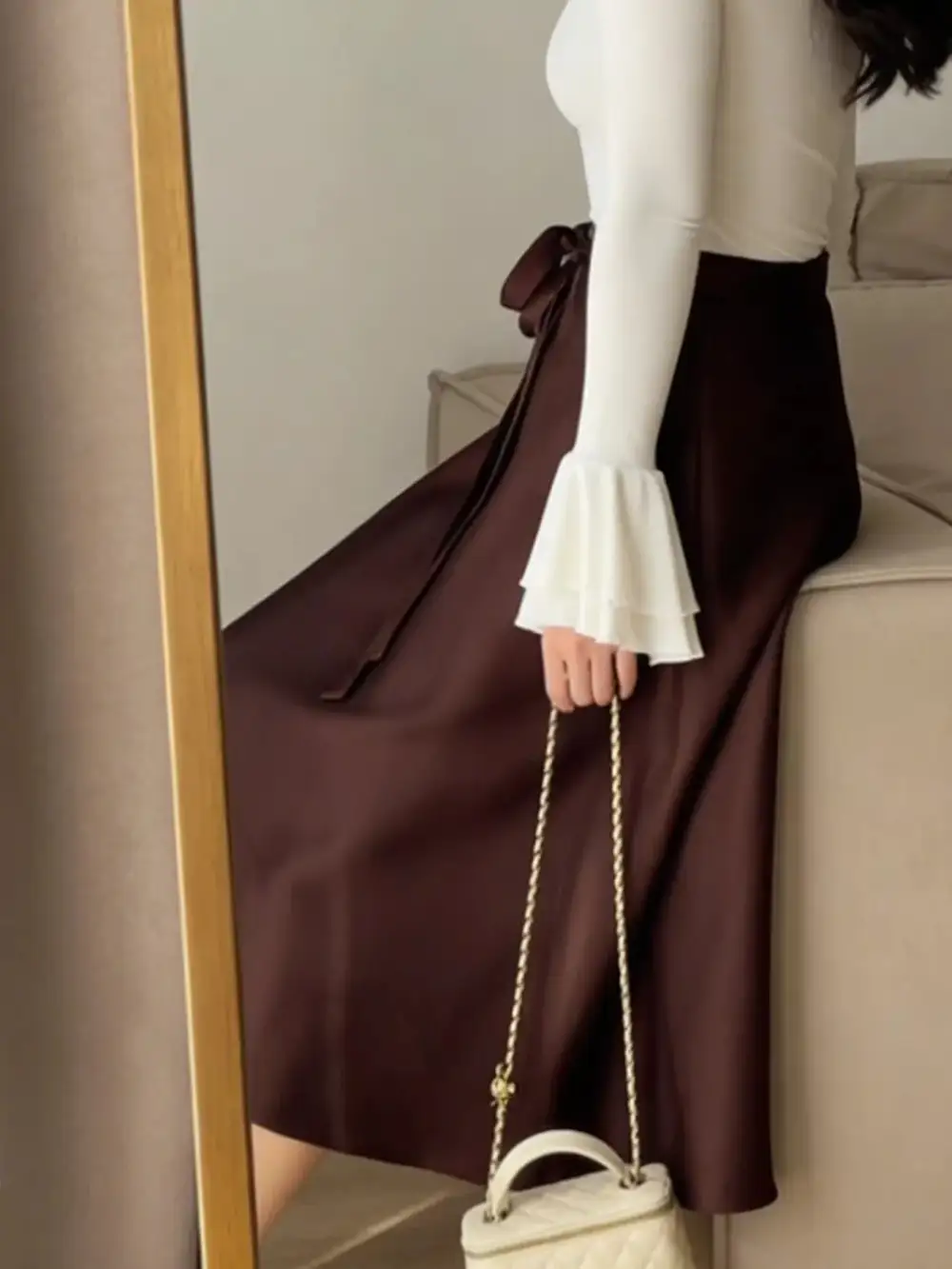 Line Satin Skirt