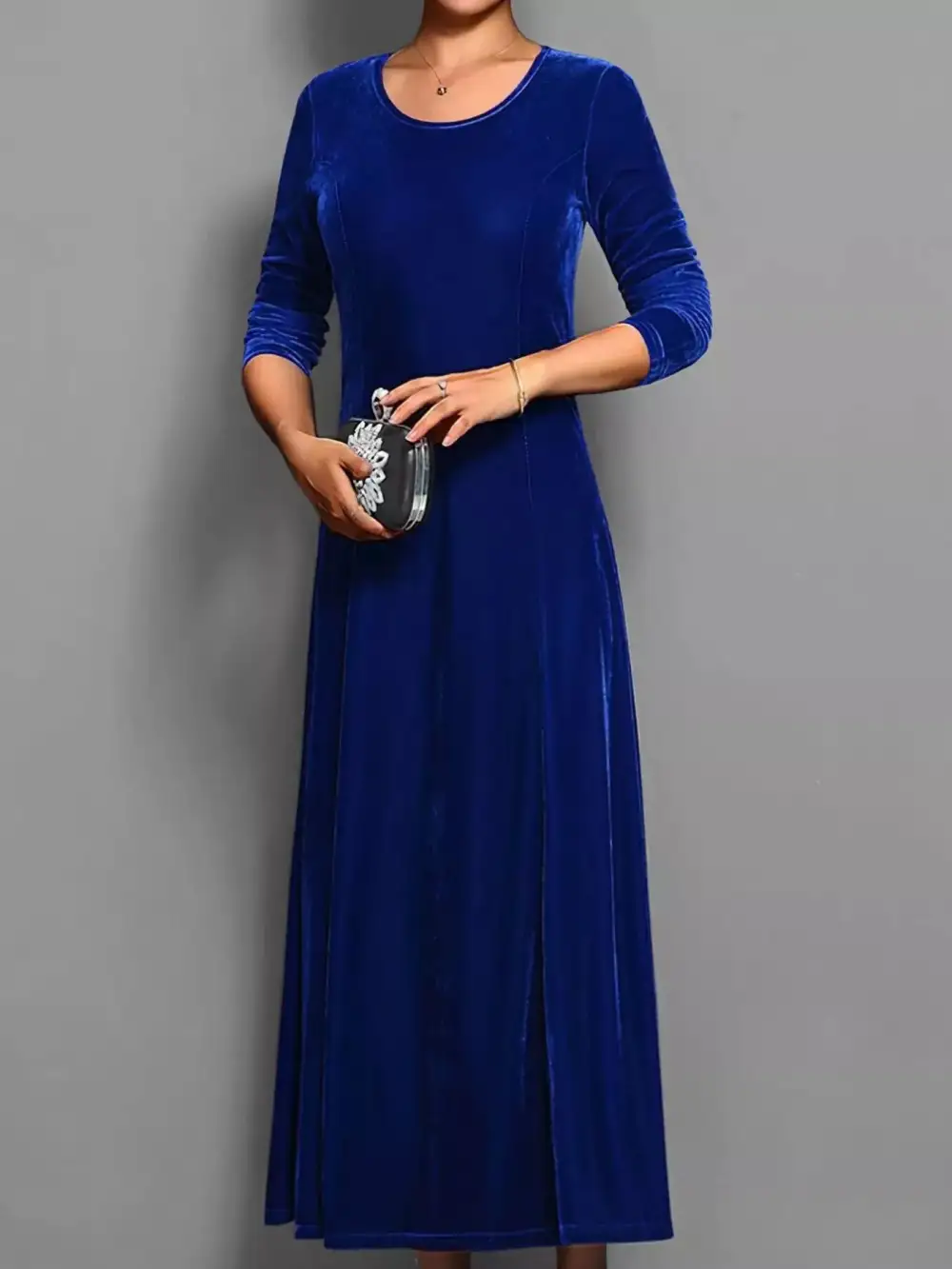 Finish Velvet Long Sleeve Dress