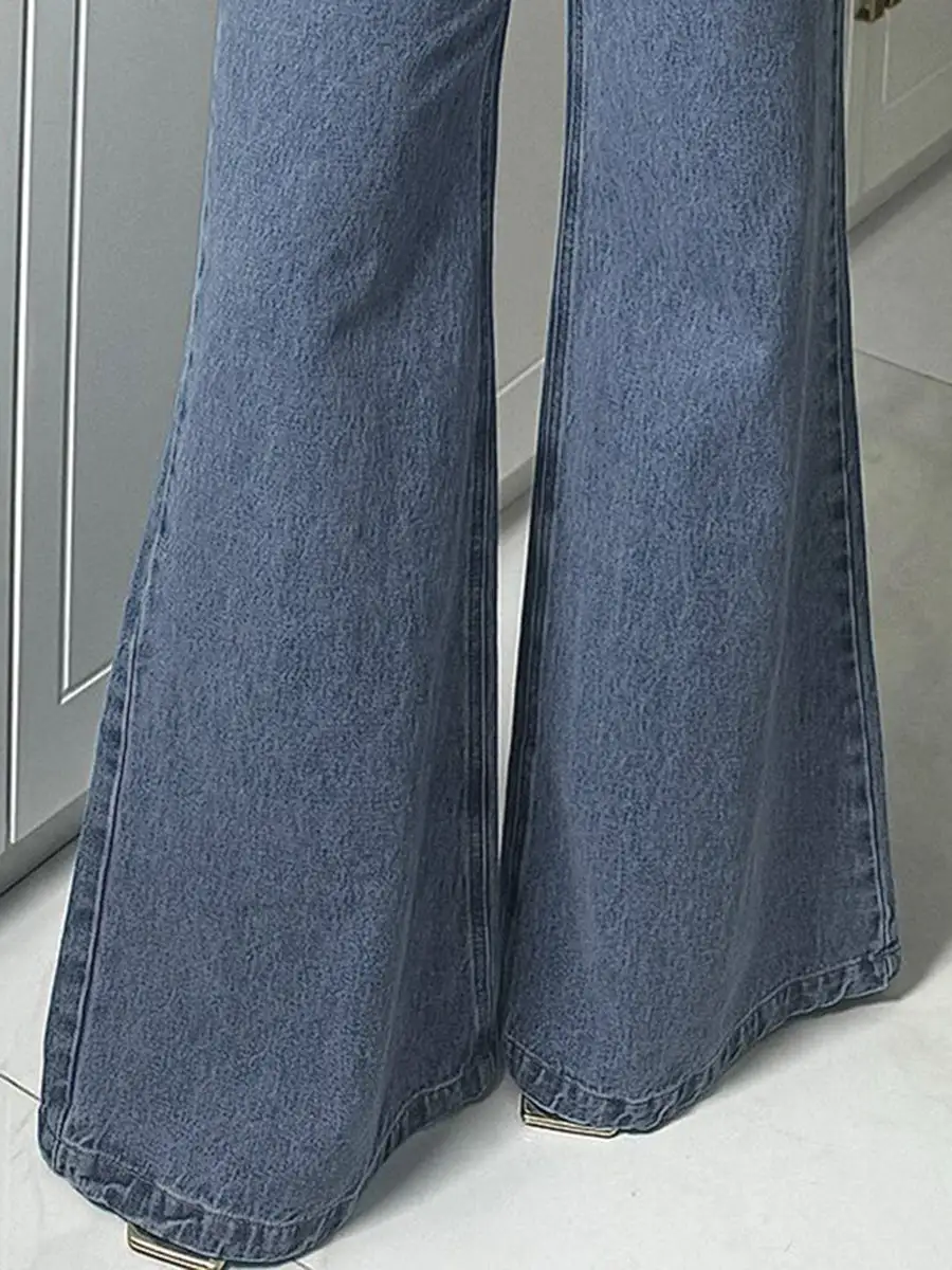High Waist Relaxed Fit Wide Leg Seamed Button Detail Jeans