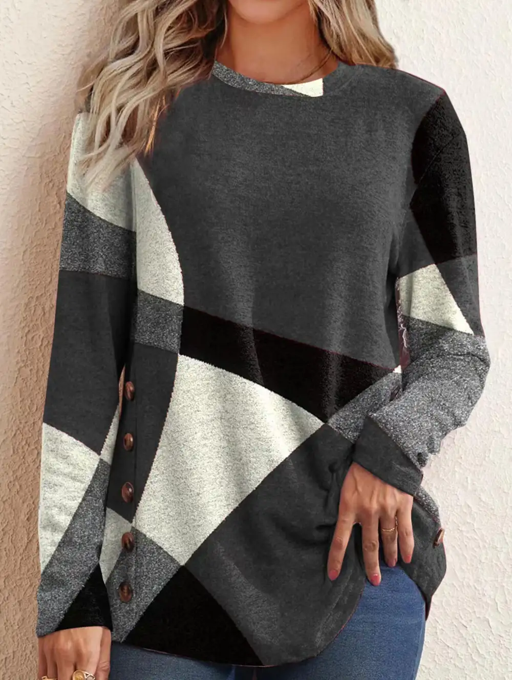 Contrast Print Long-Sleeved Tee Top