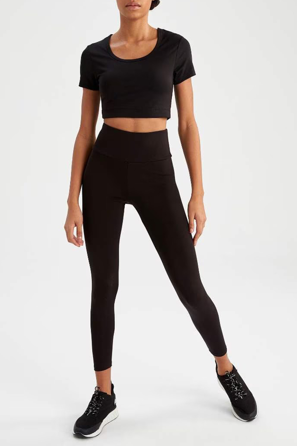 Elegant Crew Neck Solid Color T-Shirt