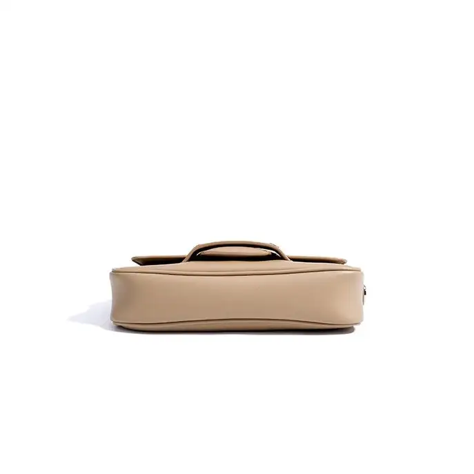 Minimal Canvas Handbag