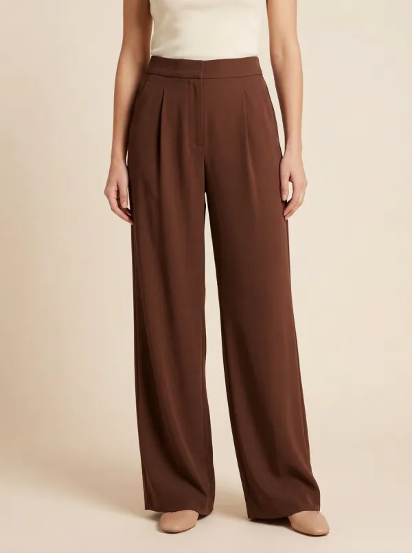 Clean-Line Wide-Leg Pleated Solid Women's Wide-Leg Pants