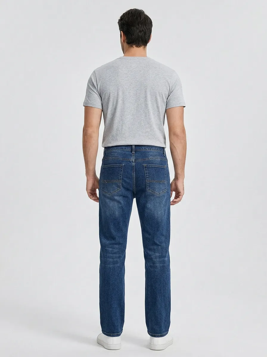 Men's Loose Fit Jeans with Straight Leg Washed Finish Classic