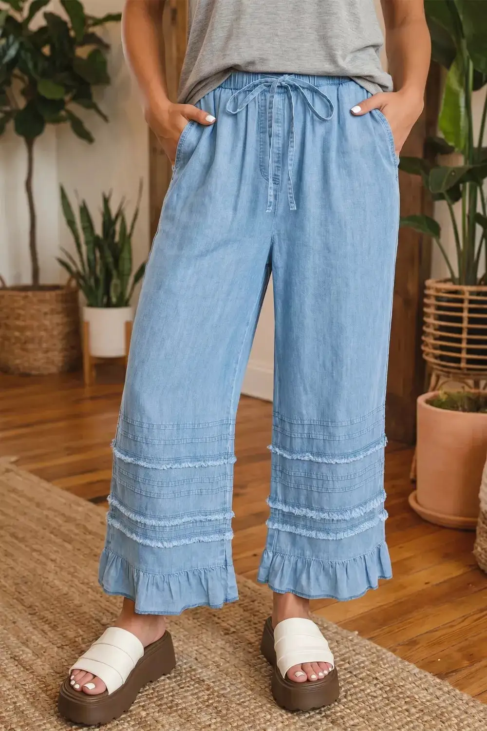 Drawstring Relaxed Wide Leg Jeans