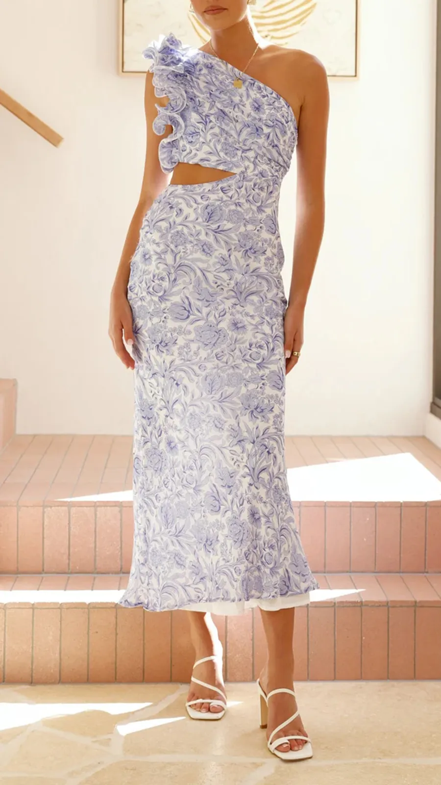 Side Cut Out Design Dress