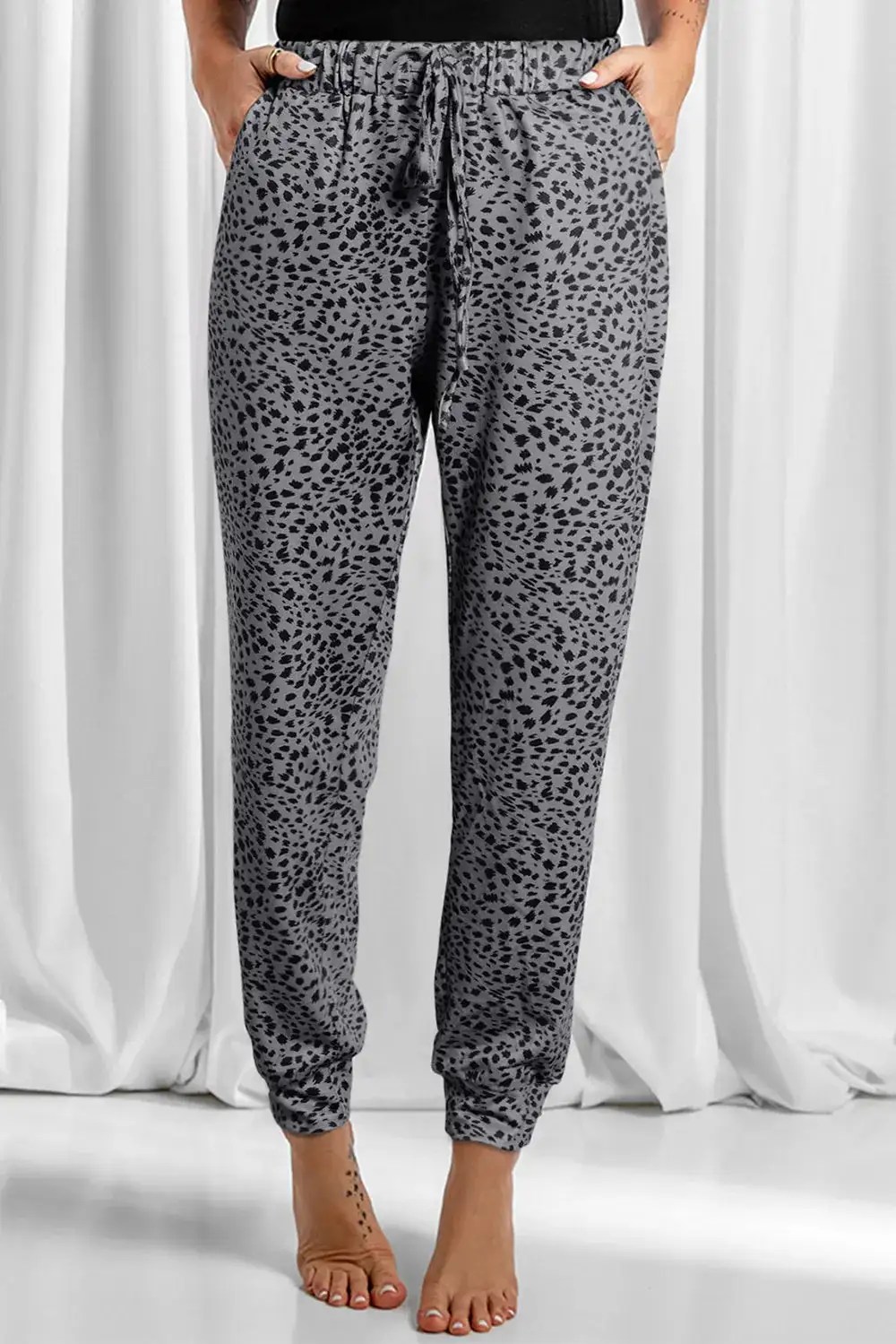 Modern Drawstring Pocket Detail Pants