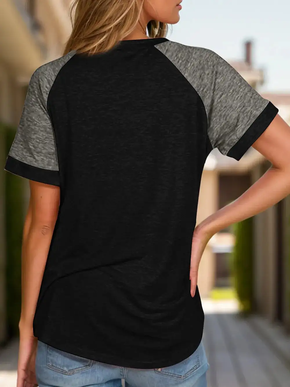 Everyday Contrast Round Neck Short Sleeve T-Shirt
