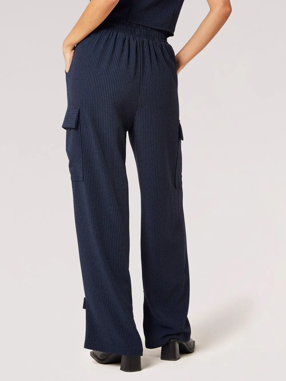 Textured Button Cuffs Cargo Trousers