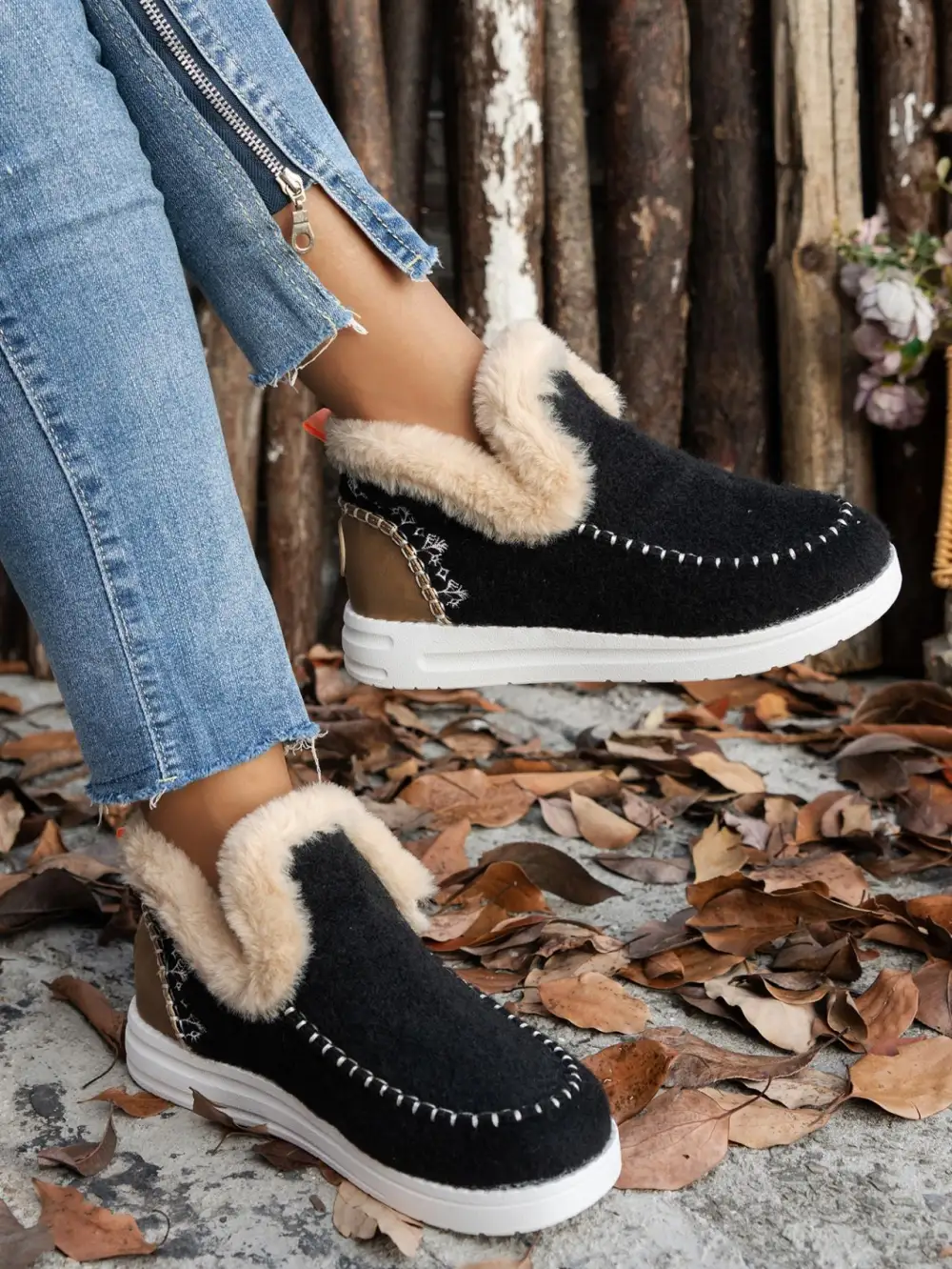 Furry Suede Round Toe Flat Boot