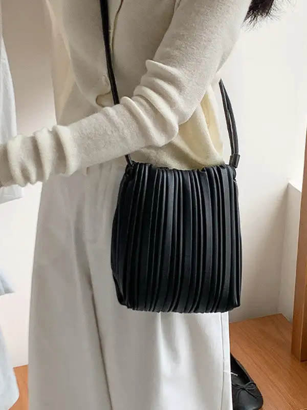 Modern Vintage Crossbody Bag