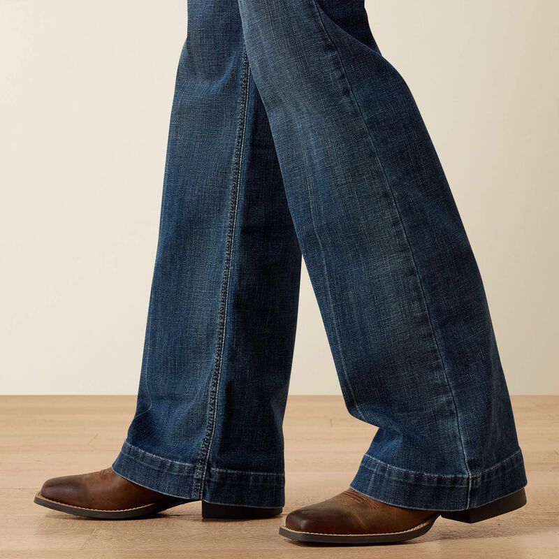 Women's Easy Fit Classic Jeans