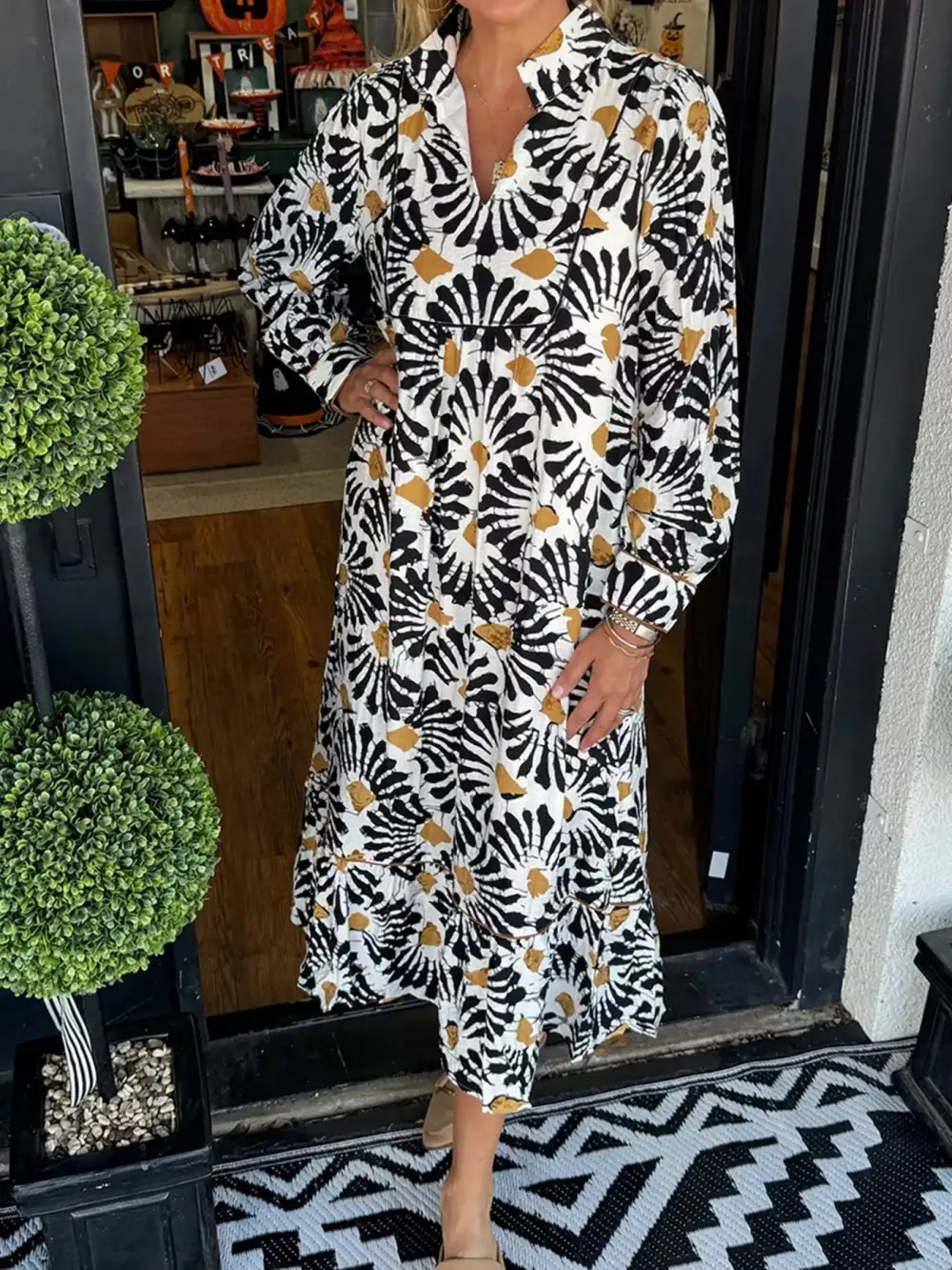Balanced Detail Floral Abstract Print Dress