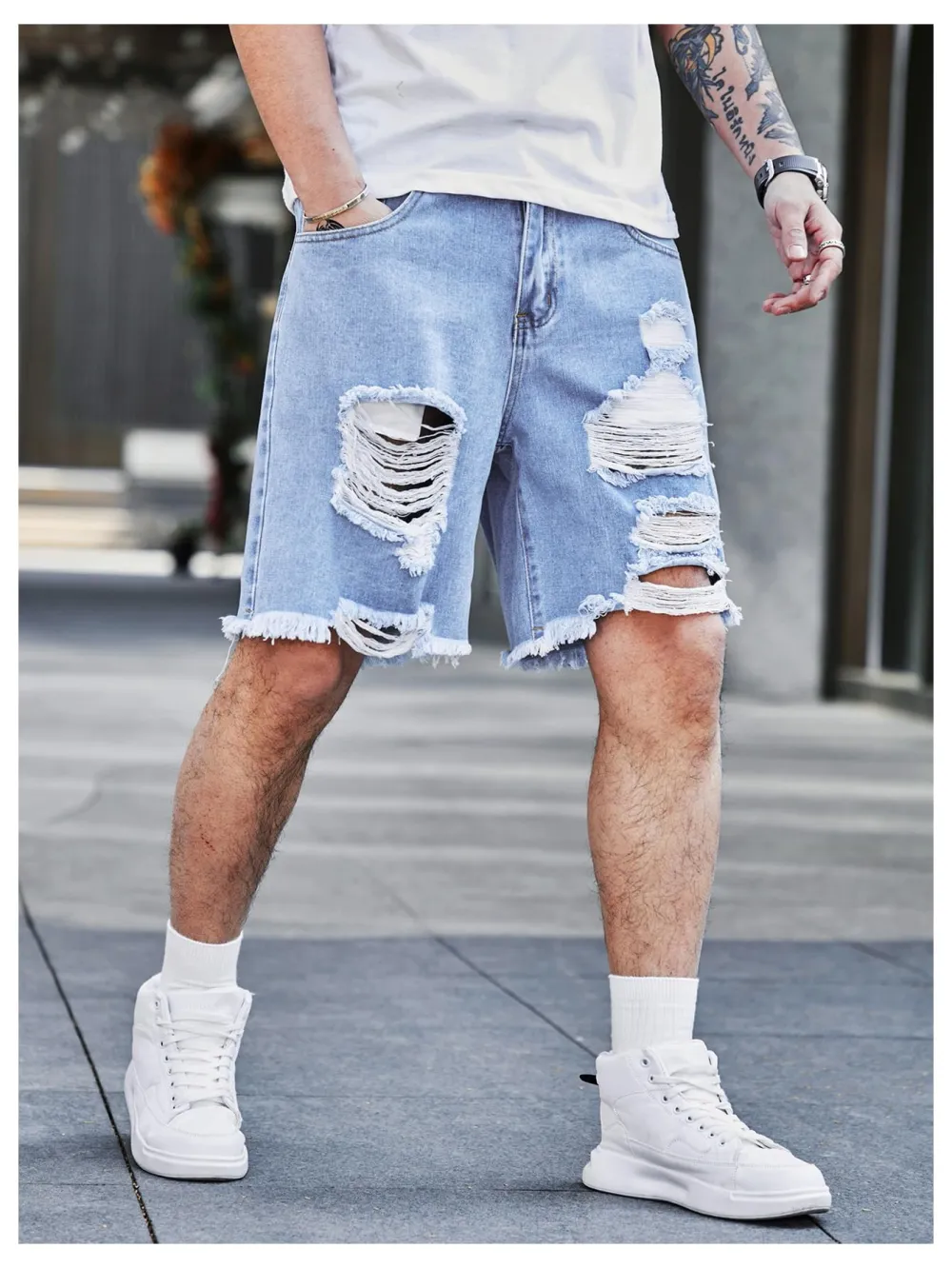 Men's Ripped Denim Shorts In Light Blue