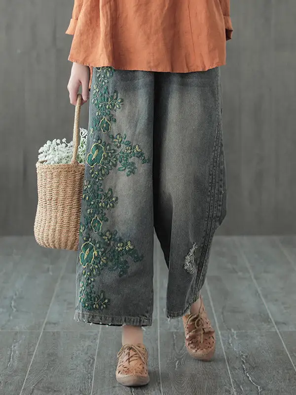 Embroidered Relaxed Fit Wide Leg Column Cut Jeans