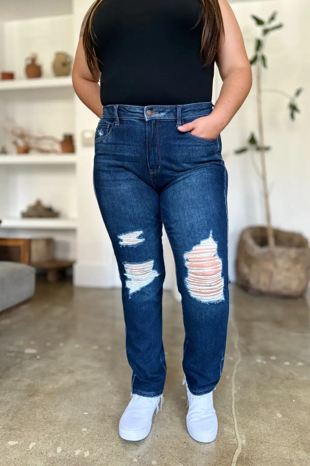 High-Waist Raw-Hem Distressed Washed Straight Leg Jeans