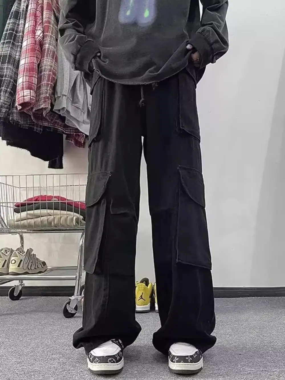 Men's Loose Fit Multi Pocket Cargo Pants
