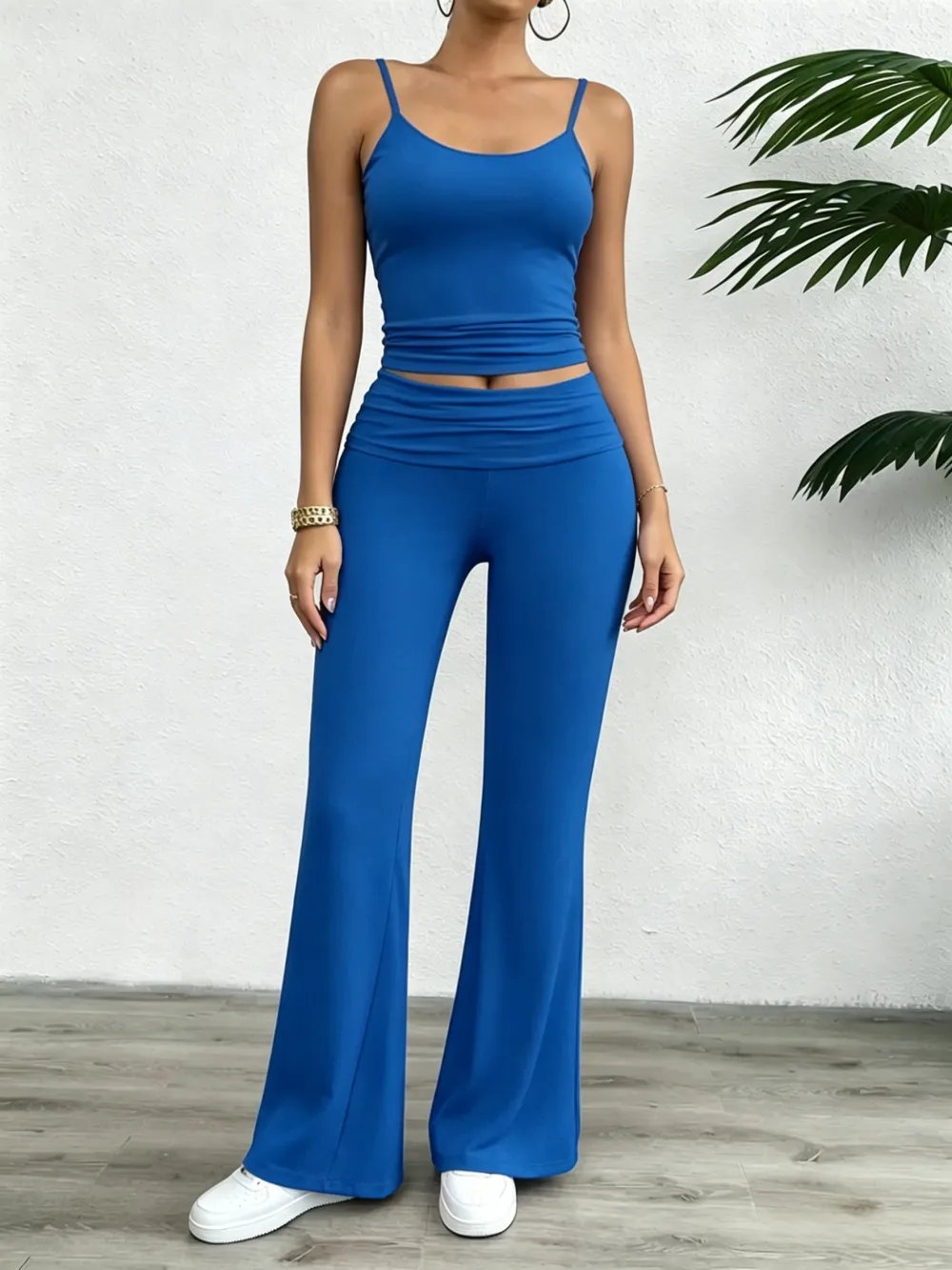 Women's two-piece set: strapless cropped top and trousers