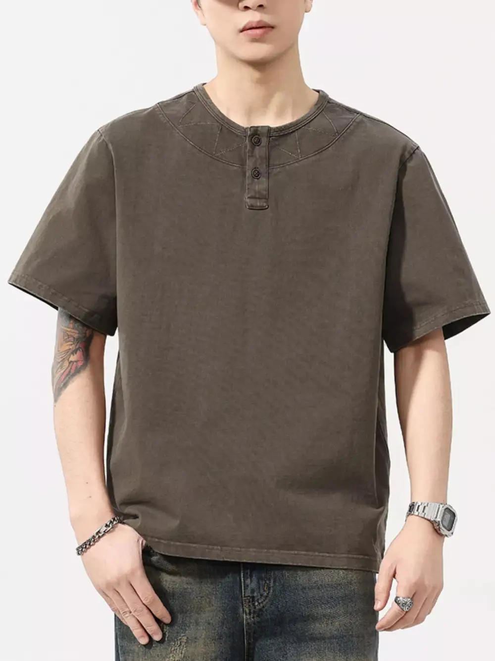 Clean Look Round Neck Short Sleeve T-Shirt