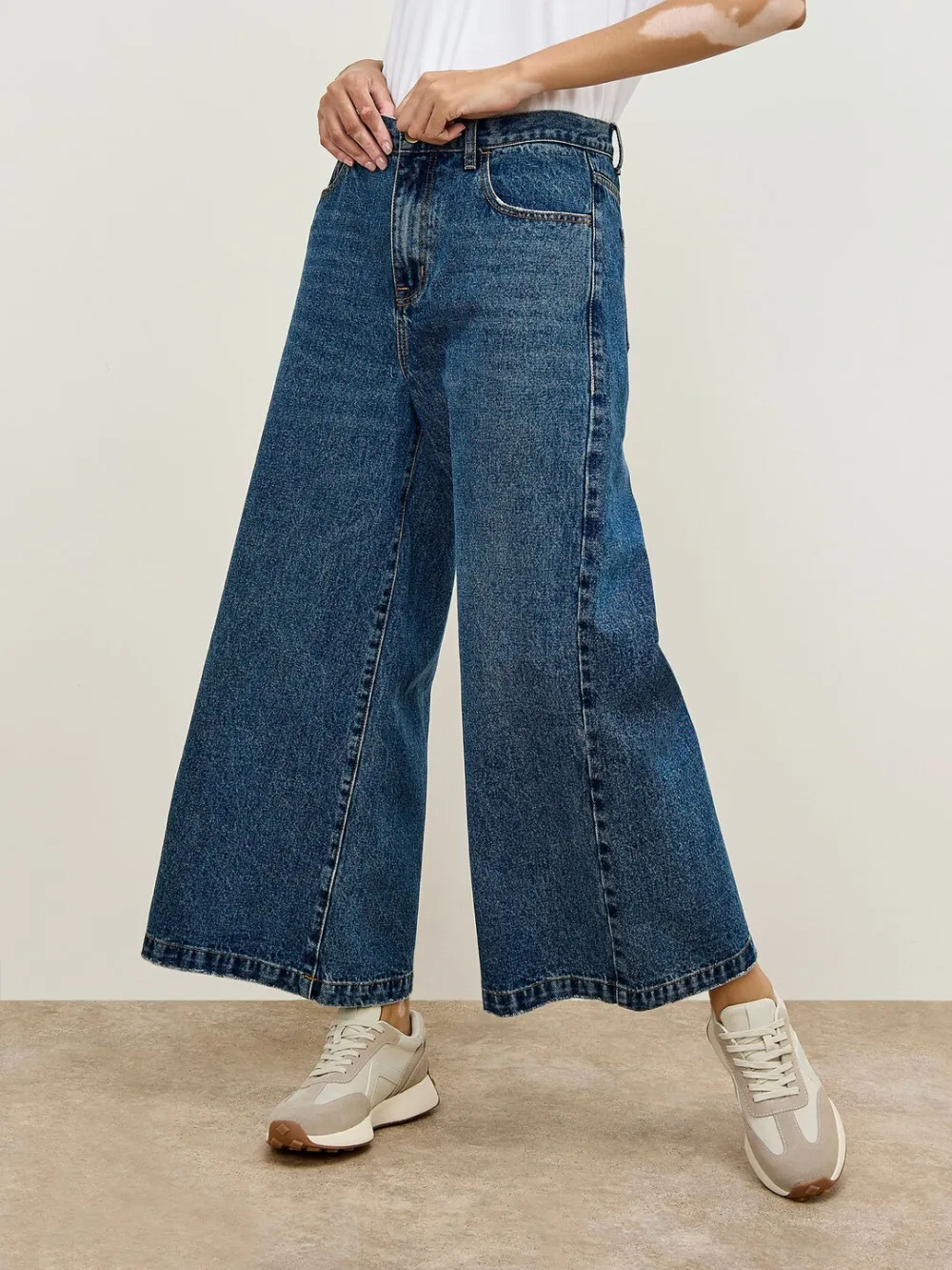 Wide-Leg Non-Stretch Jeans