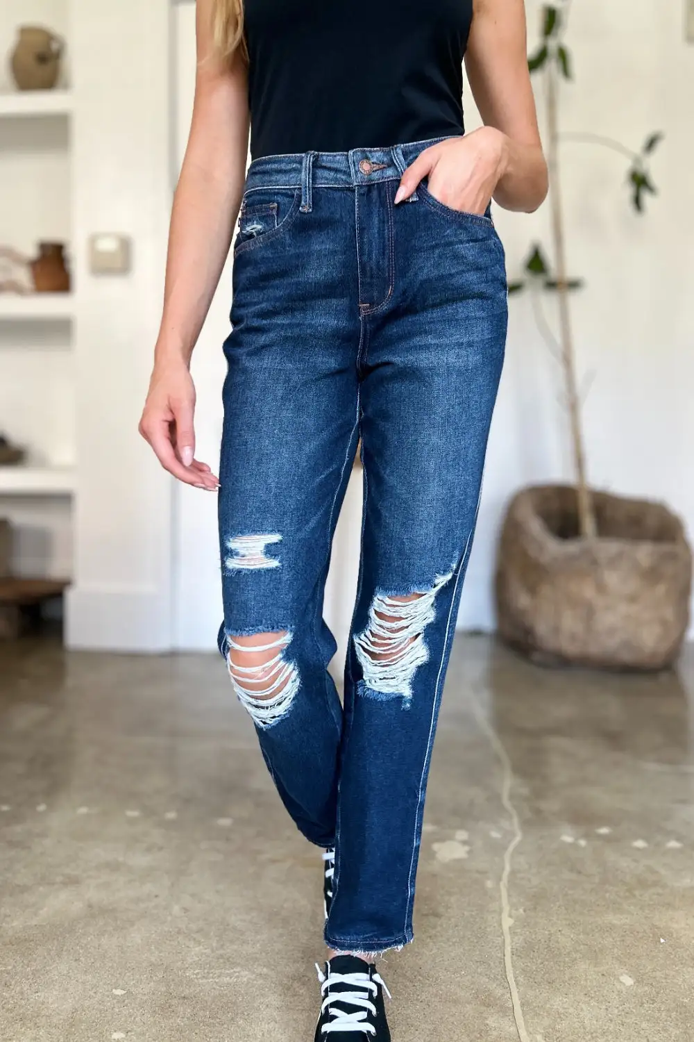 High-Waist Raw-Hem Distressed Washed Straight Leg Jeans