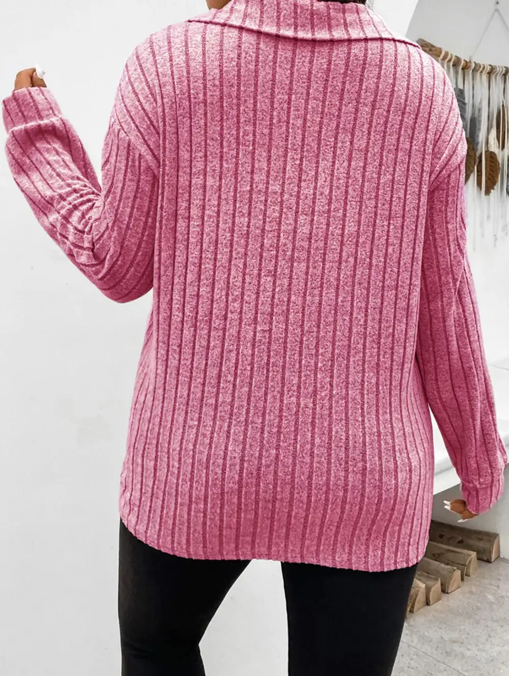 Plus Size Ribbed V-Neck Long Sleeve Tee