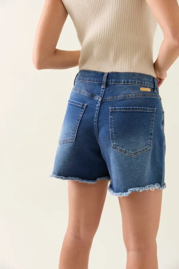 Women's Mid-Rise Raw-Hem Denim Shorts