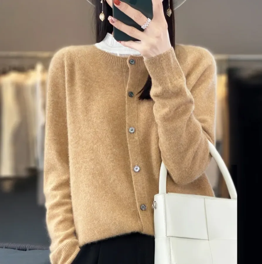 Wool Lightweight Cardigan