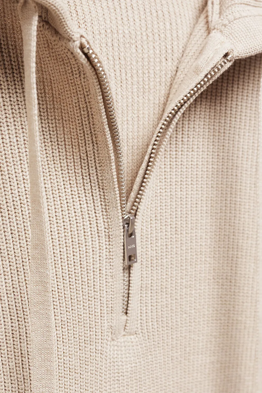 Hooded Knit Sweatshirts