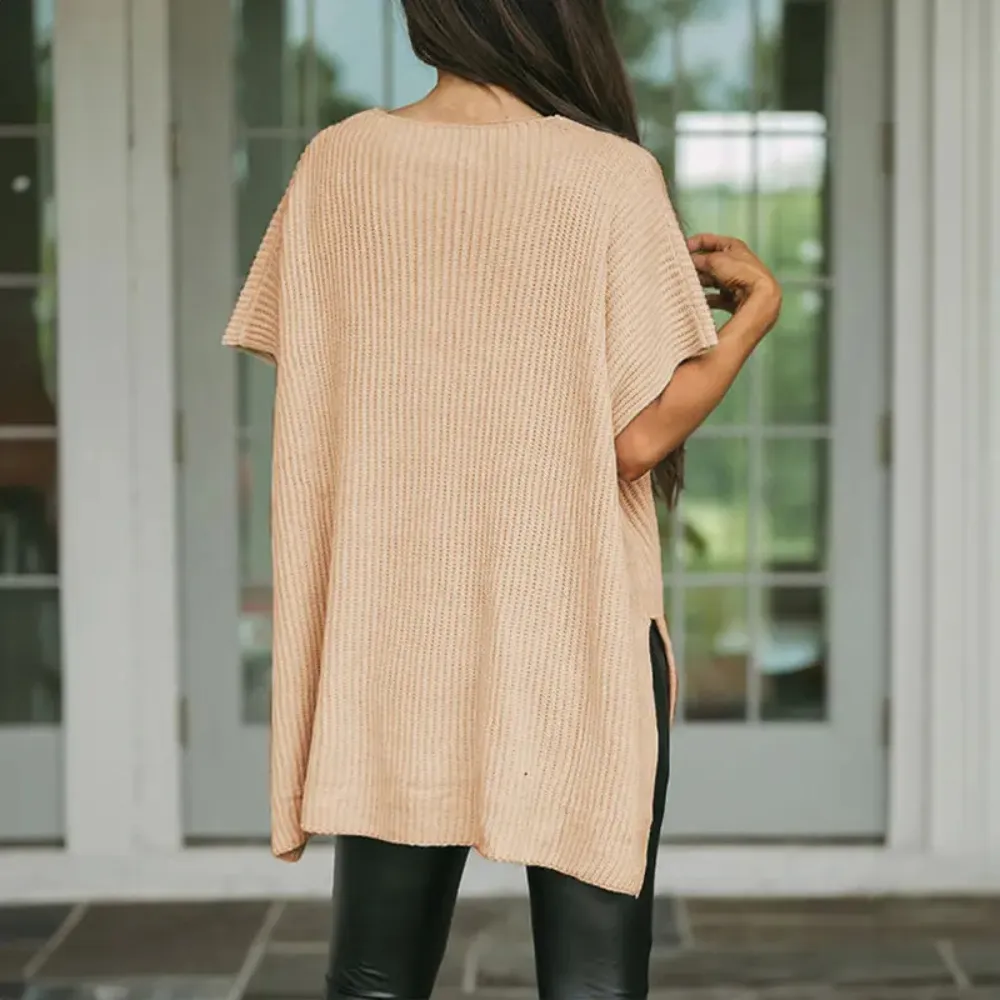 2025 Fall Clothing Women's Oversized Knit Top, Casual Crew Neck Drop Shoulder Loose Fit Short Sleeve Pullover Sweater with Side Slit