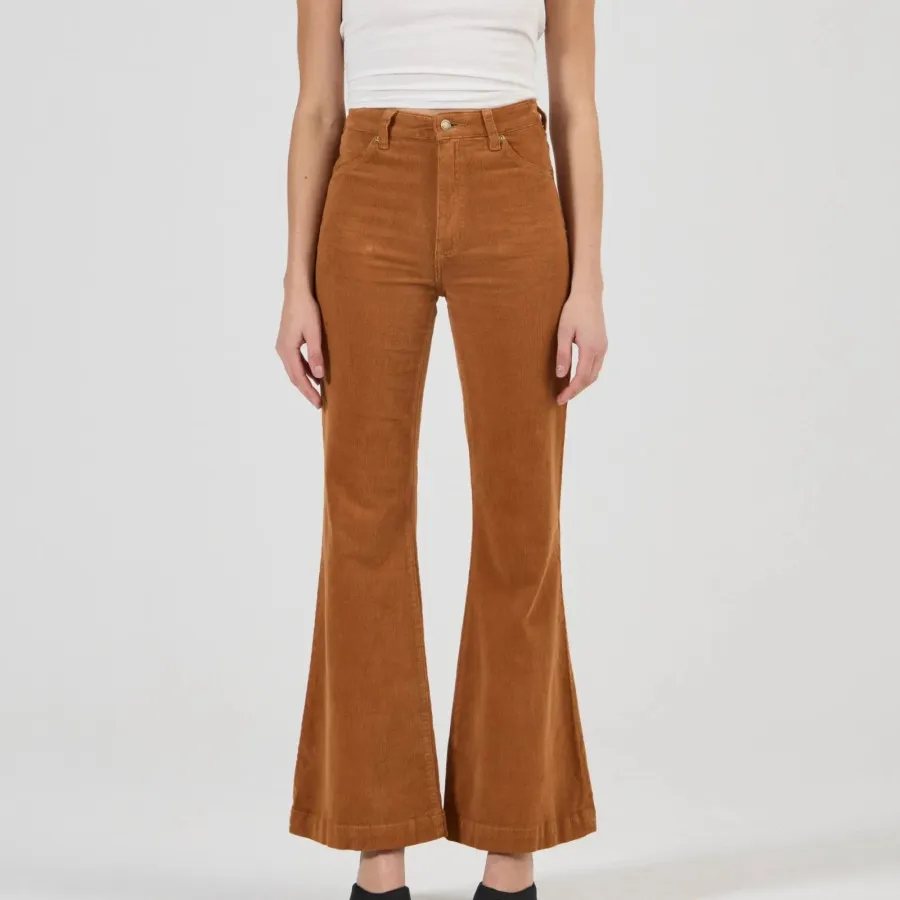 Women's Classic Flare Jeans