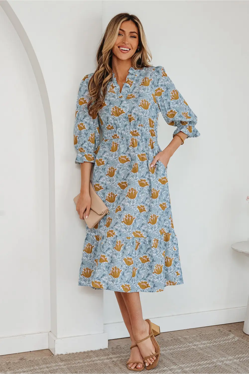 Lightweight Feel Floral Printed V Neck Dress