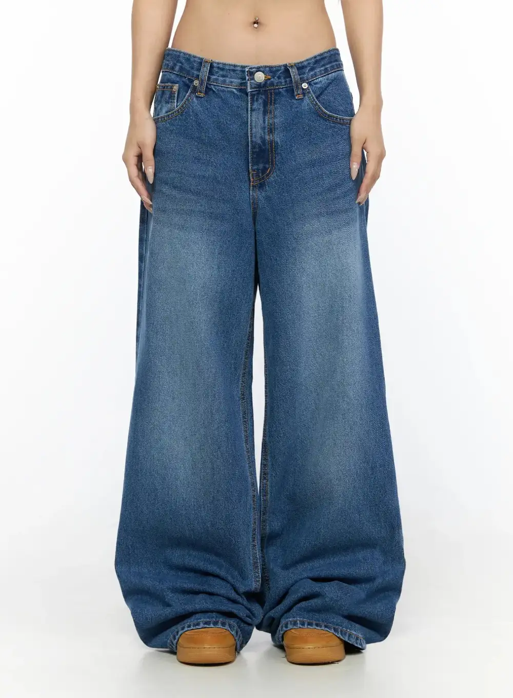 Wide-Fit Streetwear Wide Leg Jeans