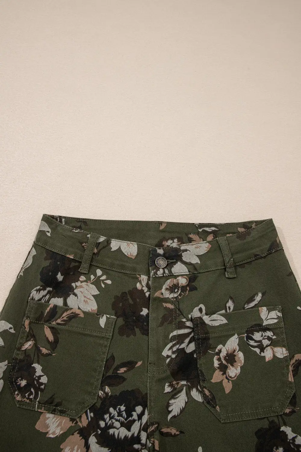 Raw Hem Patch Pocket Floral Print Jeans