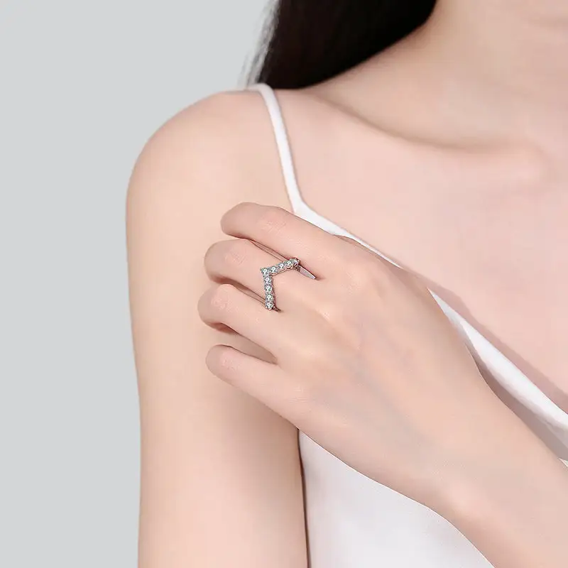 Easy Fit Moissanite Jewelry