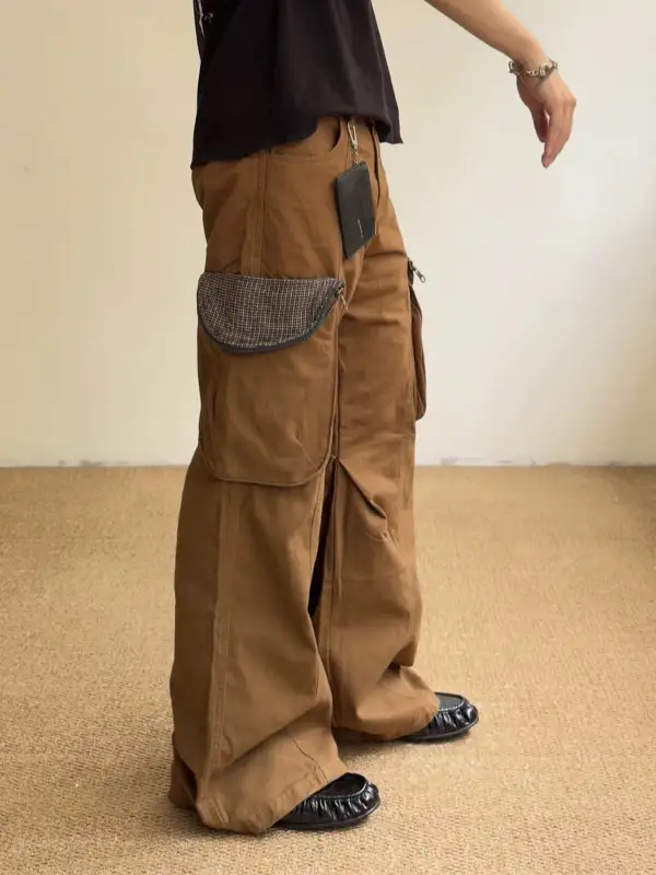 Wide-Leg Plaid Cargo Pants