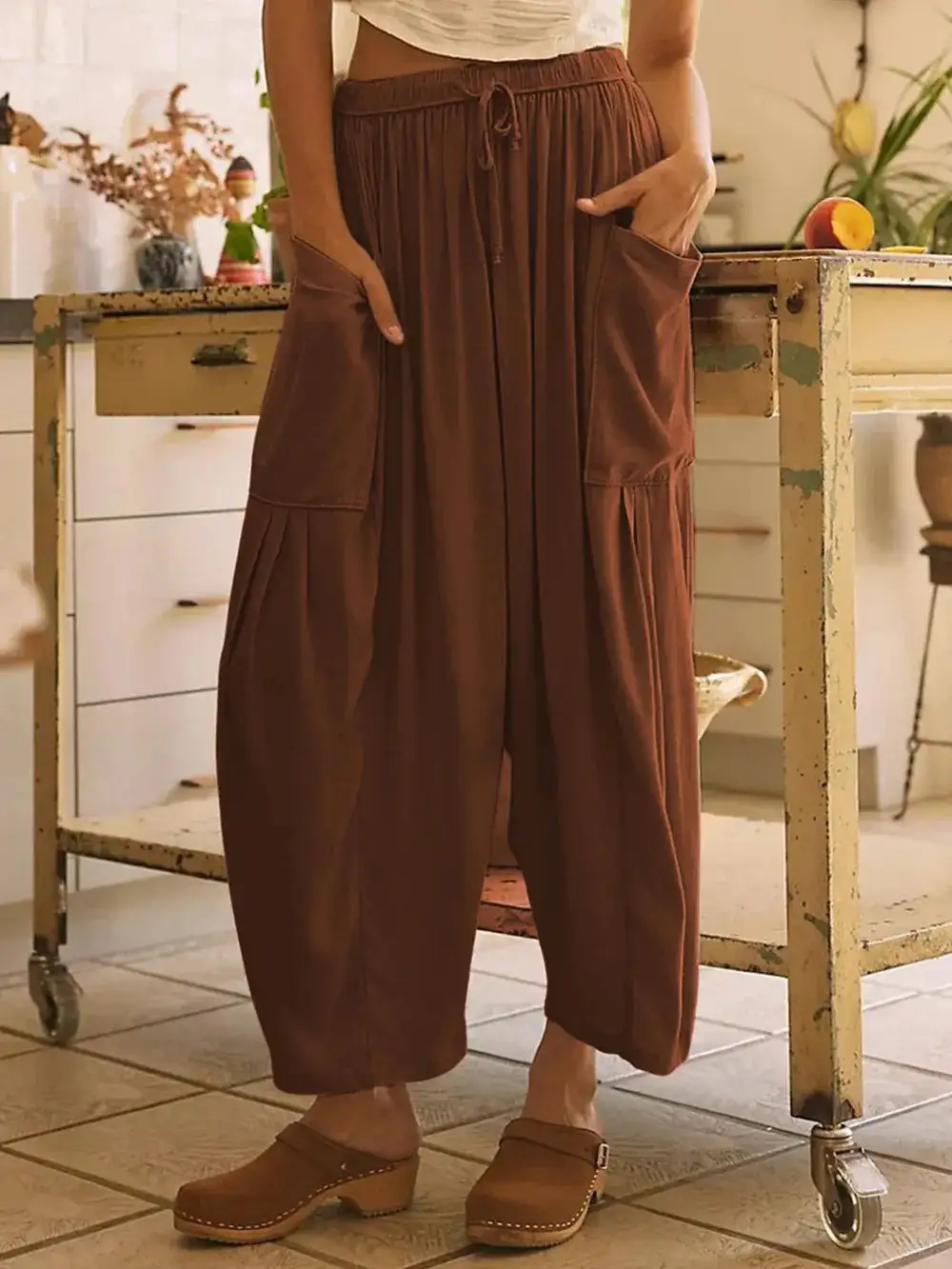 Polished Wide Leg Pocket Detail Pants